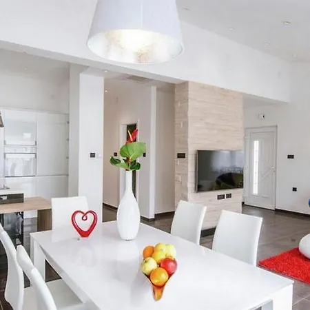 Daire New Luxurious Loreta Zadar