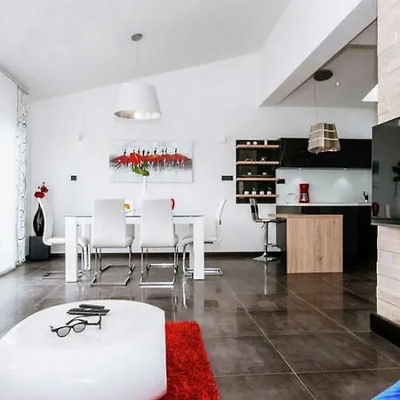 Apartment New Luxurious Loreta