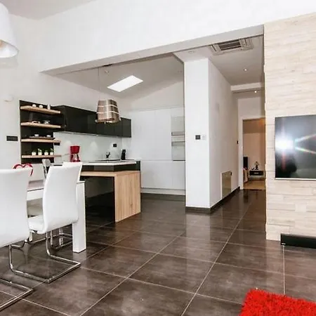 New Luxurious Loreta Zadar